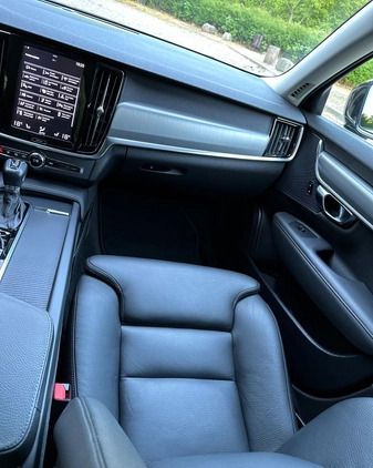 Volvo S90 cena 87499 przebieg: 218000, rok produkcji 2017 z Ćmielów małe 352